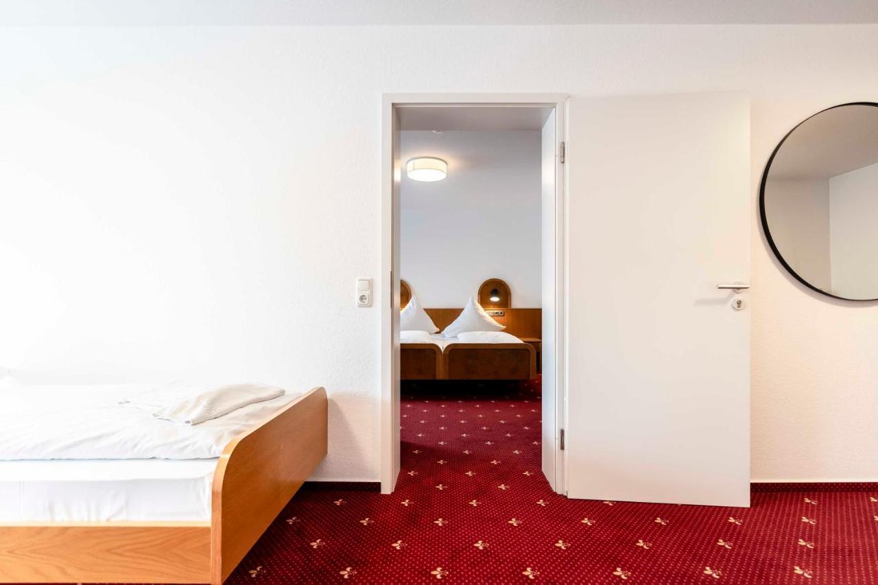 Hotel & Gasthaus Loewen Waldkirch Eksteriør billede