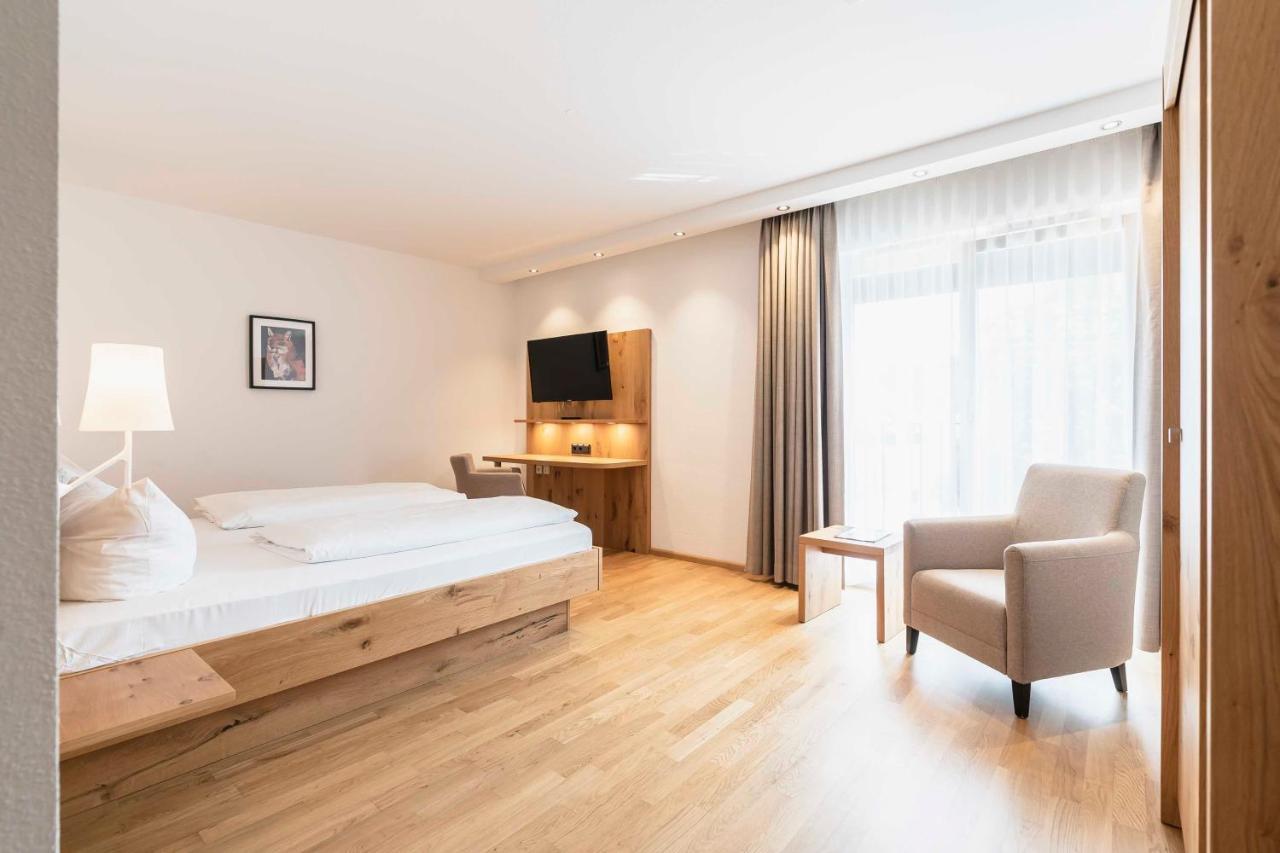 Hotel & Gasthaus Loewen Waldkirch Eksteriør billede